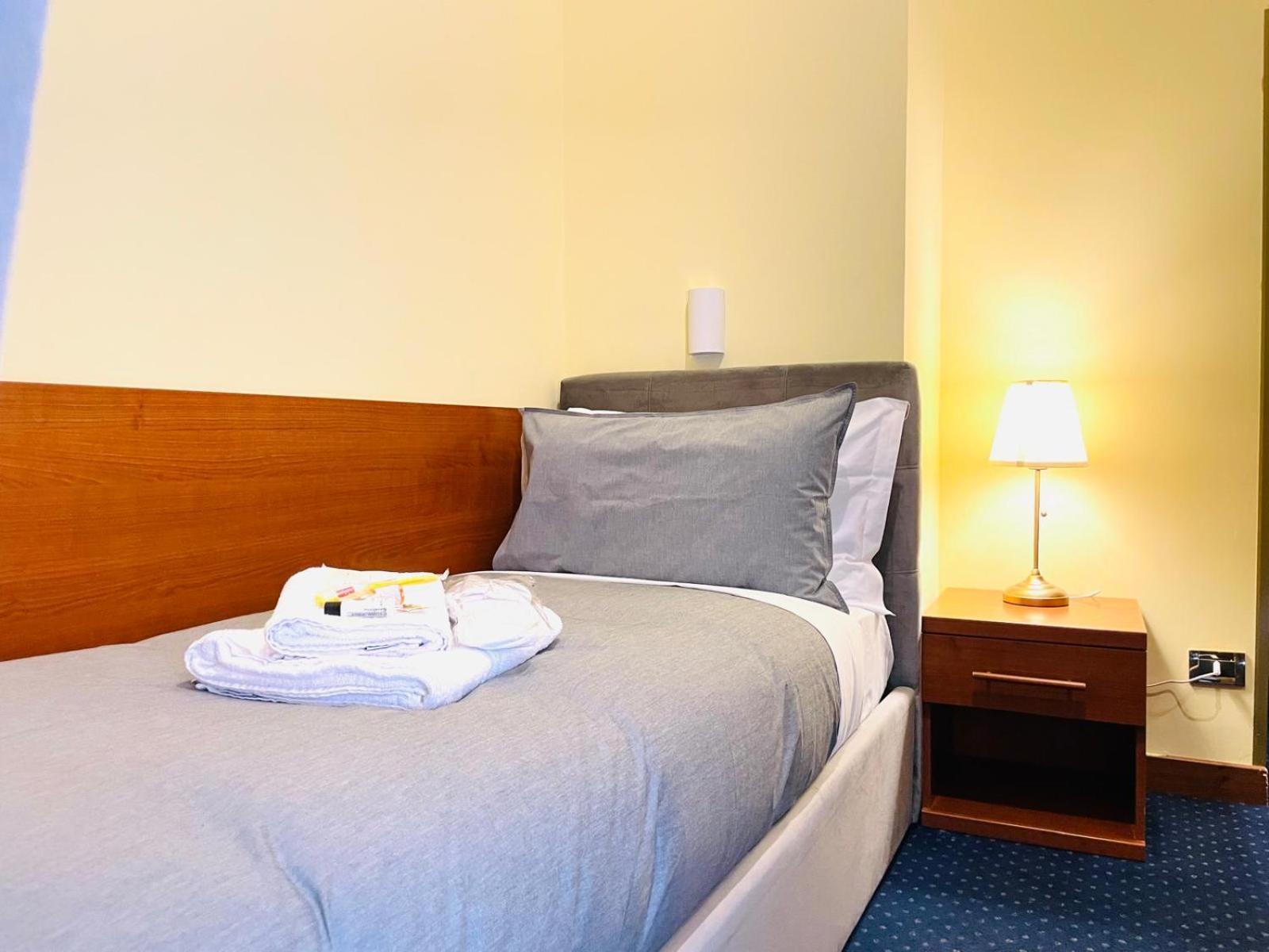 Hotel Rome Place Bagian luar foto