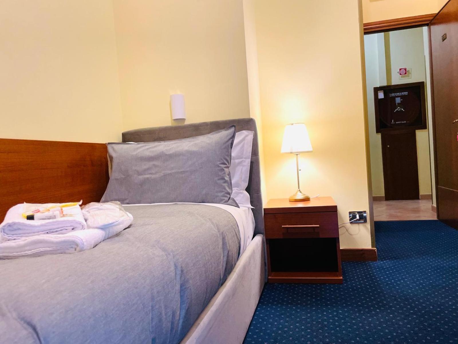 Hotel Rome Place Bagian luar foto
