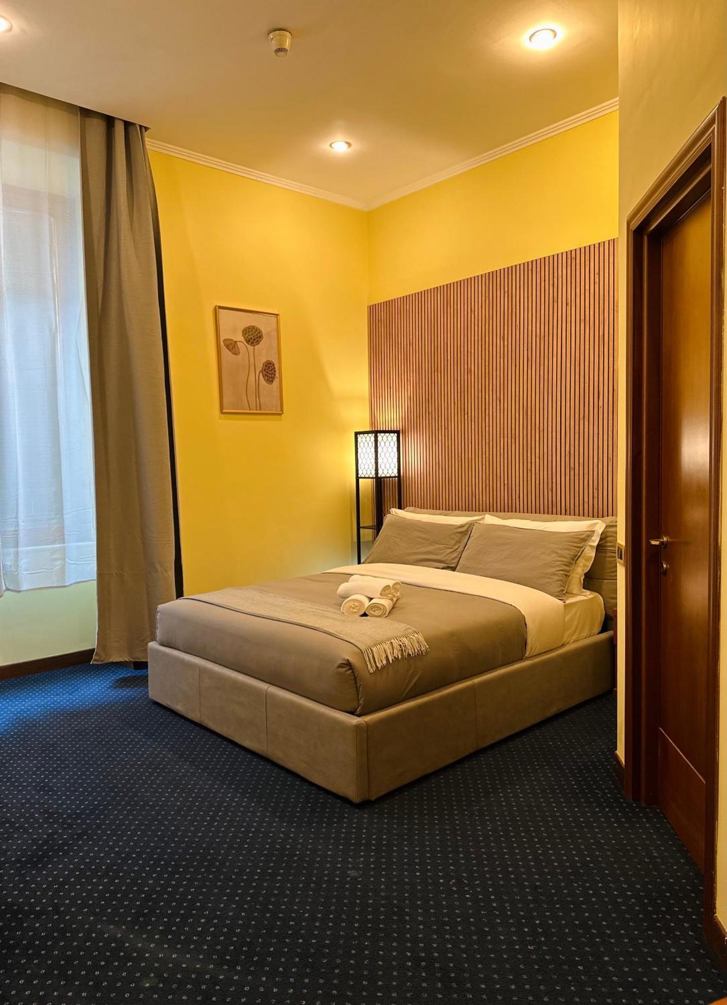 Hotel Rome Place Bagian luar foto