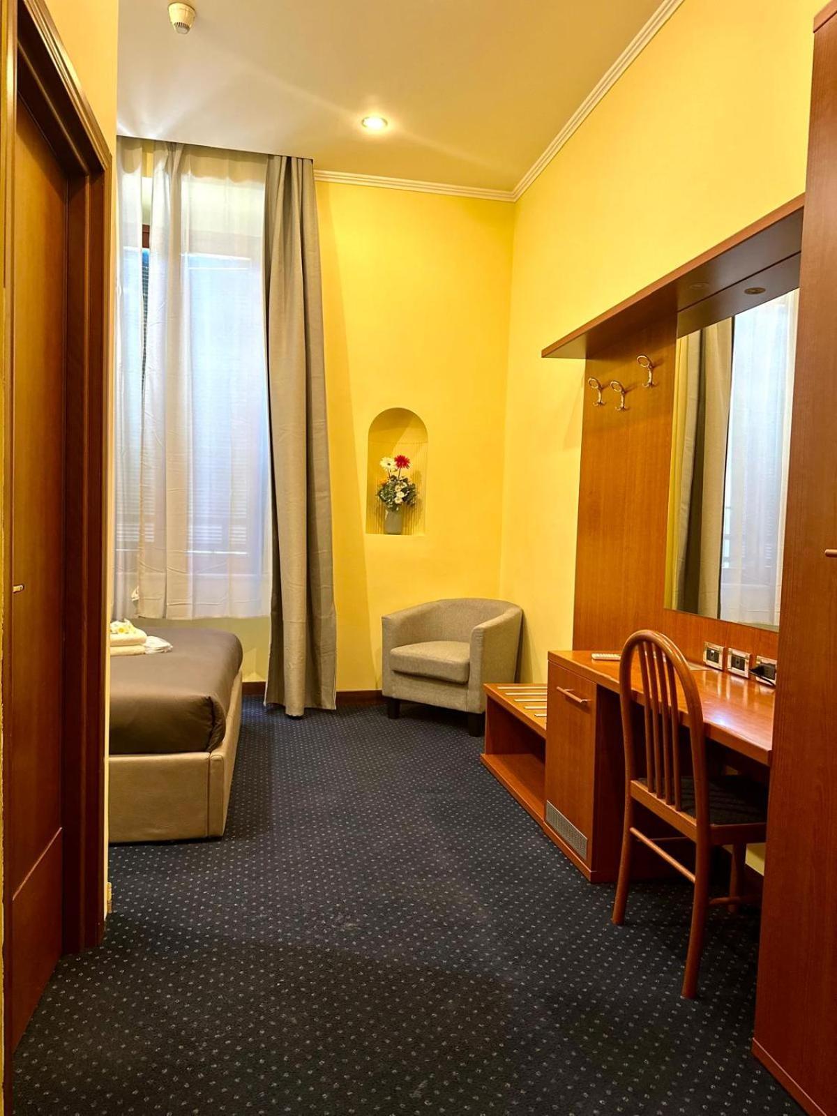 Hotel Rome Place Bagian luar foto